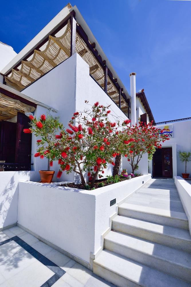 Kalidon Beach Hotel Kokkari Exterior foto